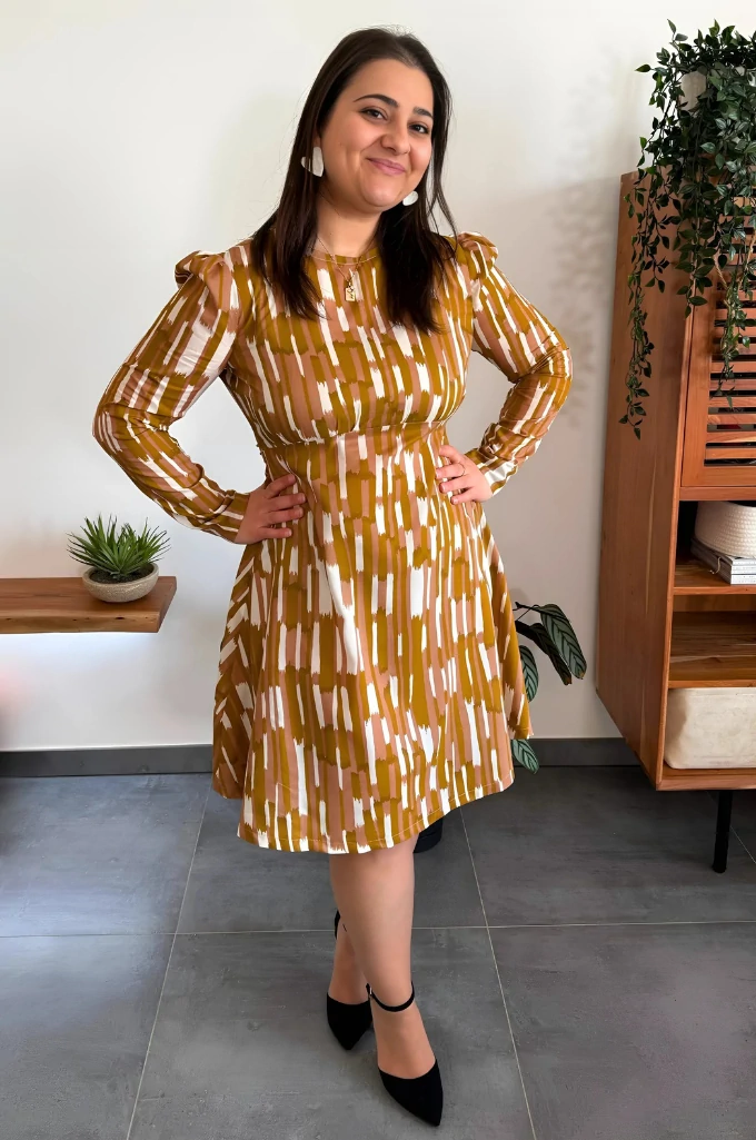 Création en cours sur un mannequin de couture